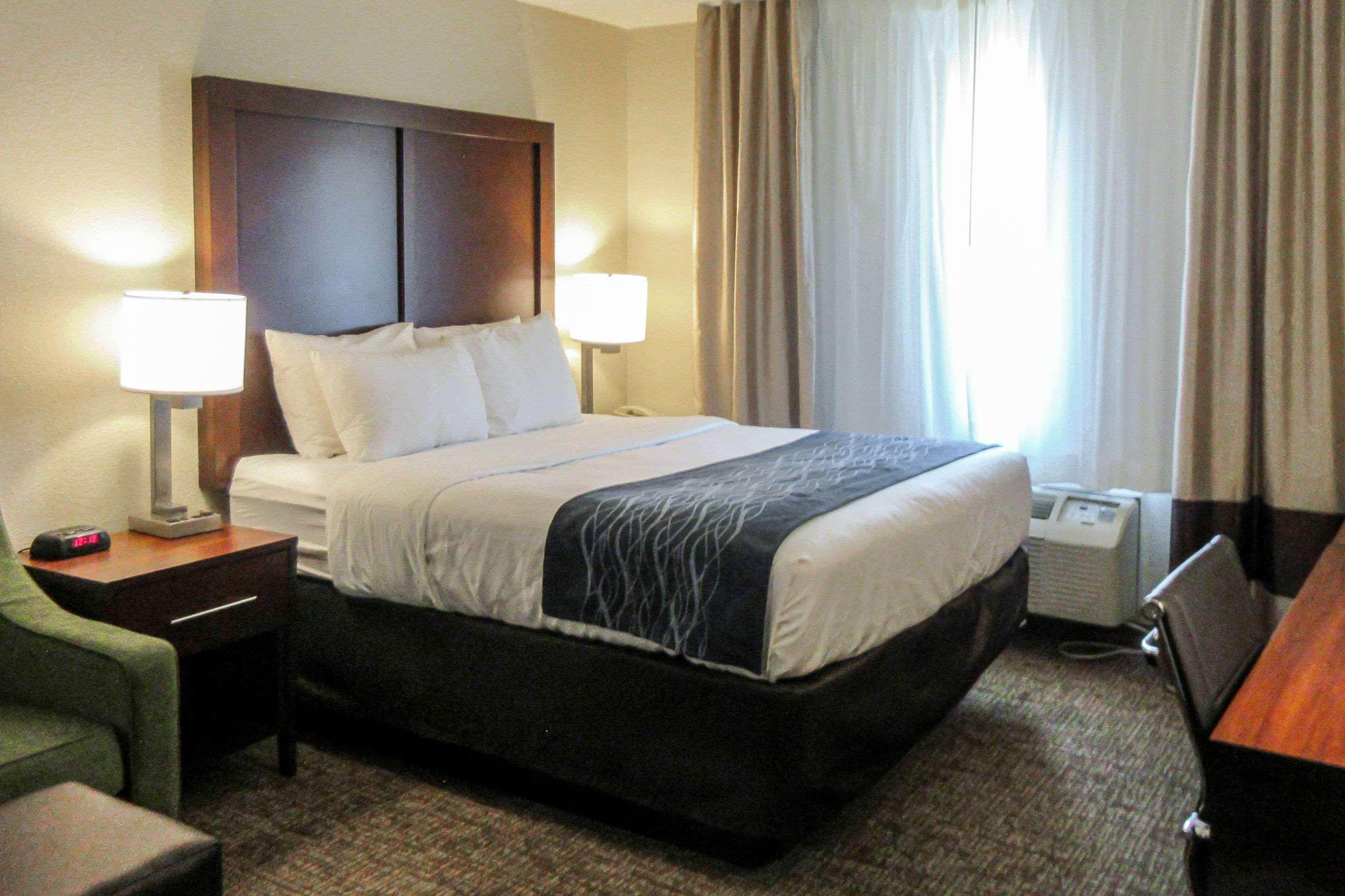 Comfort Inn & Suites بويبلو المظهر الخارجي الصورة