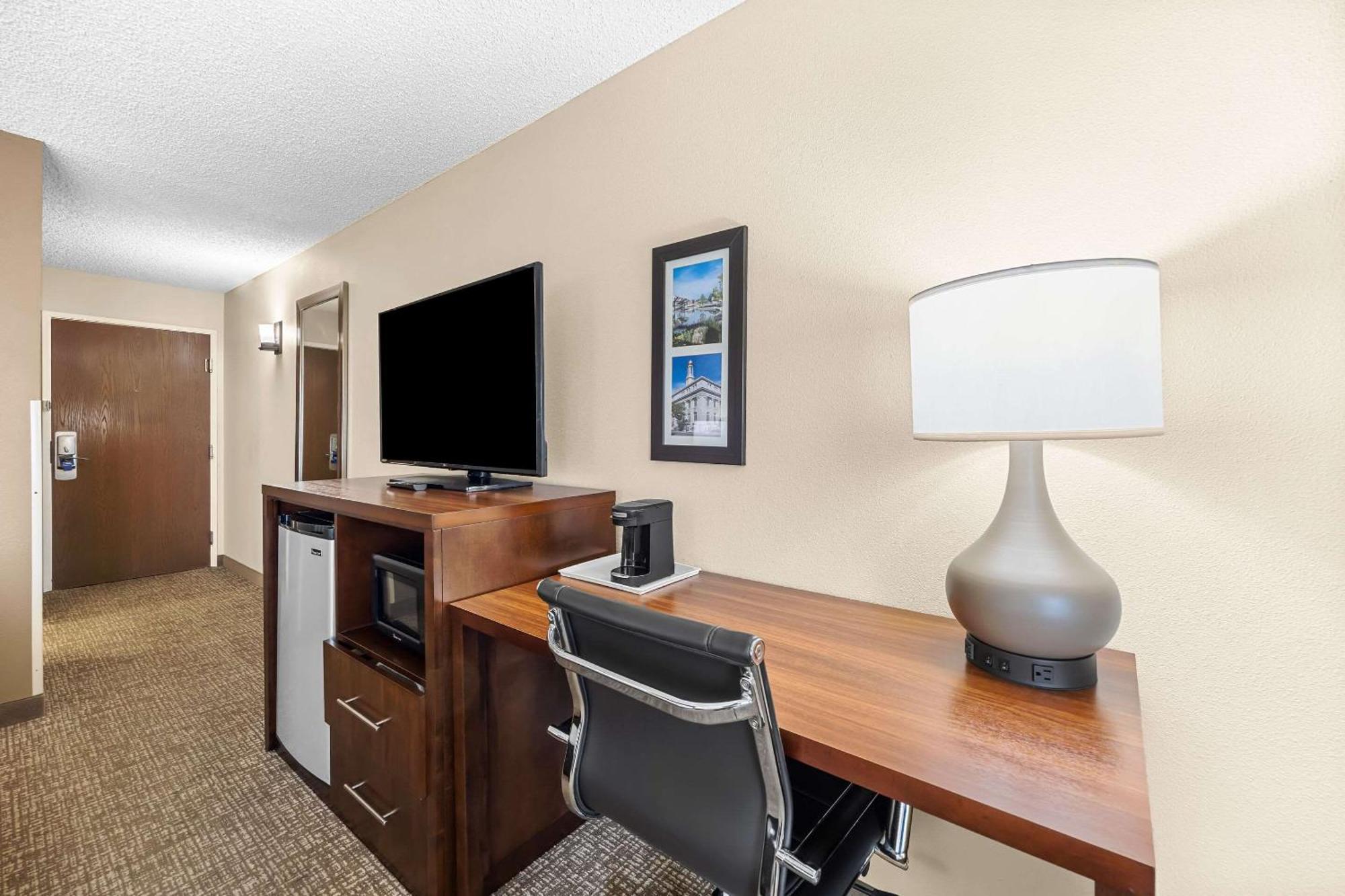 Comfort Inn & Suites بويبلو المظهر الخارجي الصورة