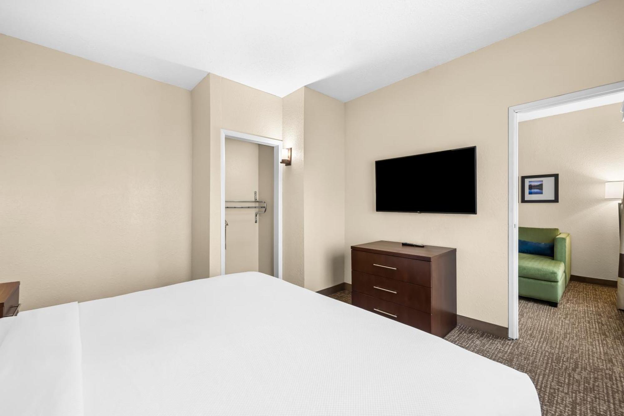 Comfort Inn & Suites بويبلو المظهر الخارجي الصورة