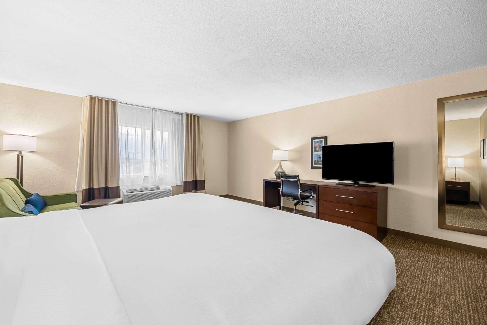 Comfort Inn & Suites بويبلو المظهر الخارجي الصورة