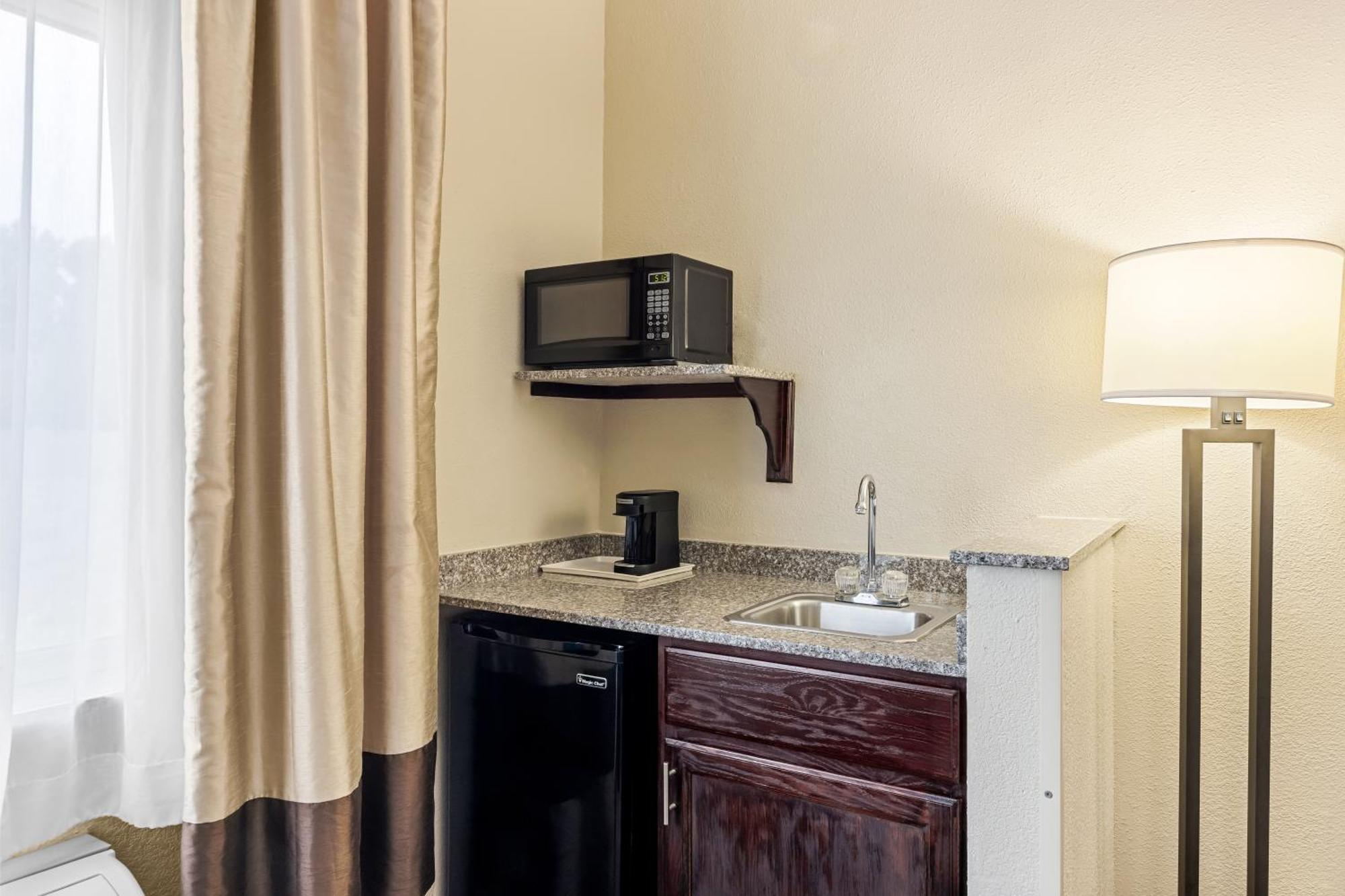 Comfort Inn & Suites بويبلو المظهر الخارجي الصورة
