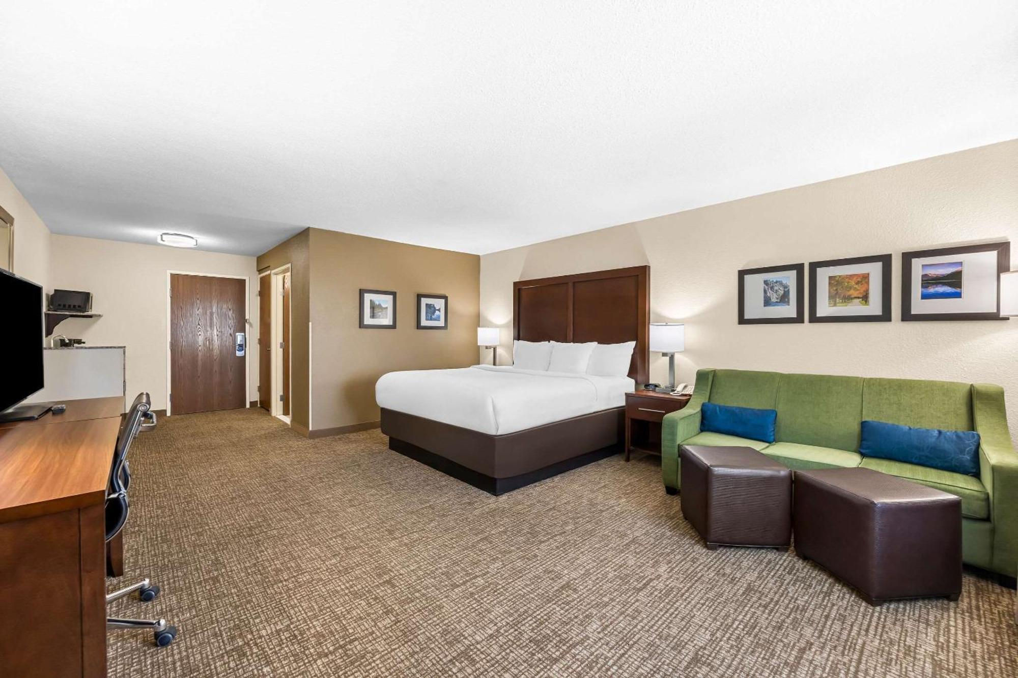 Comfort Inn & Suites بويبلو المظهر الخارجي الصورة